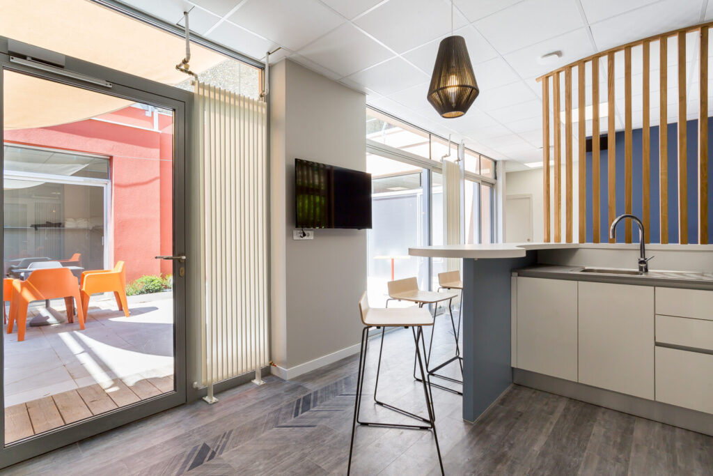Office_Concept_Ecole_commerce_16-1600x1067