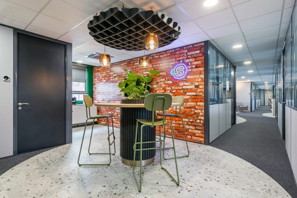 Office_Concept_Point_S_1-1600x1066