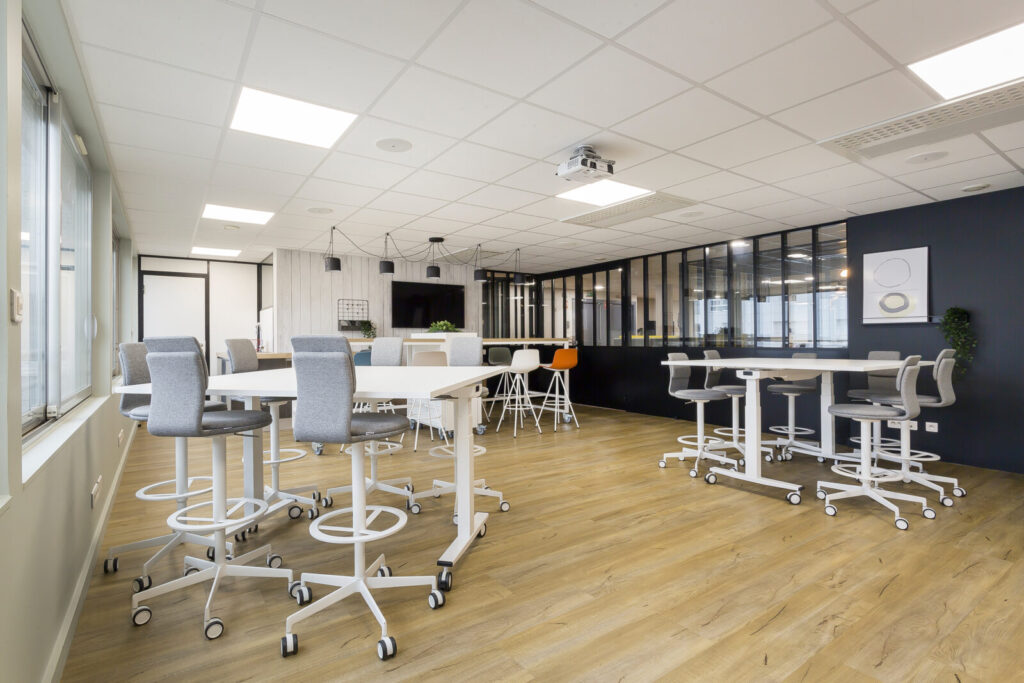 Office_Concept_Tech_up1_1-1600x1067