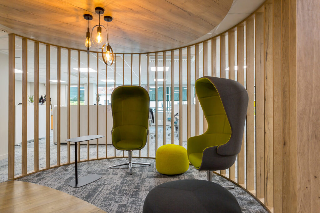 Office_Concept_Tech_up1_7-1600x1067