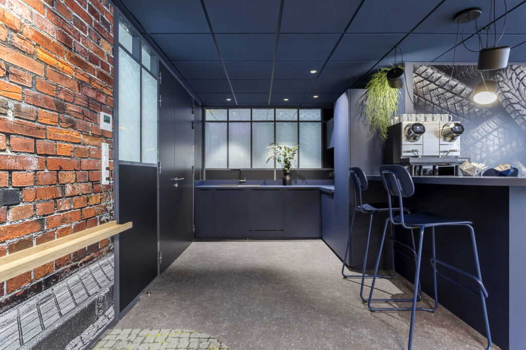 OfficeConcept-POint-S-II-Salle-Reunion-BD-III-13-1600x1067