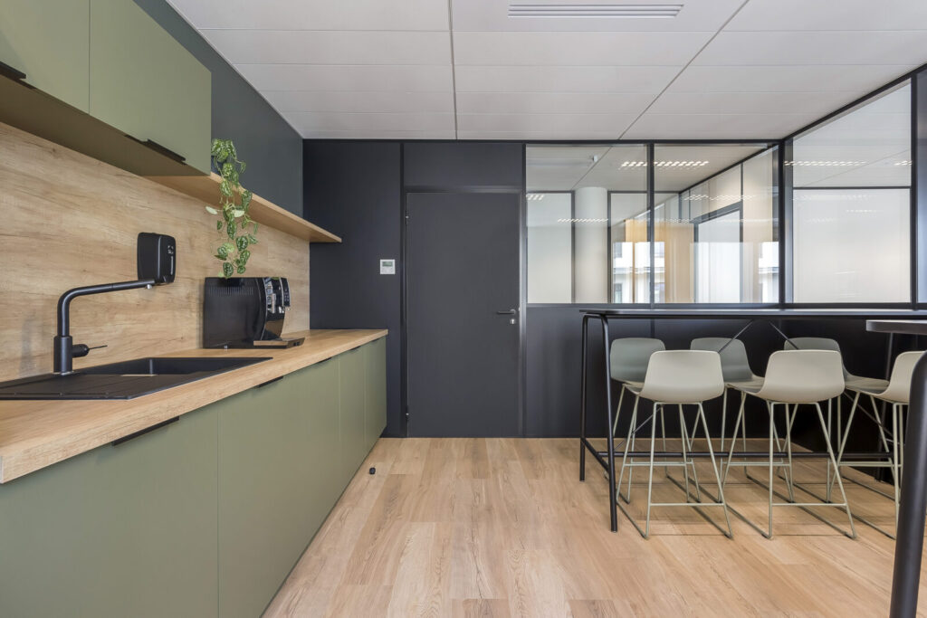 OfficeConcept-Innergex-2-Cuisine-VI-HD-8-1600x1067