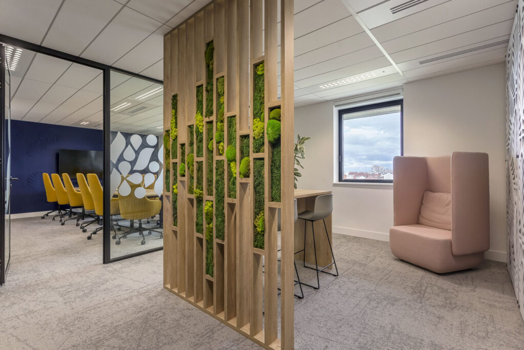 OfficeConcept-Innergex-2-Entree-VI-HD-11-1600x1067