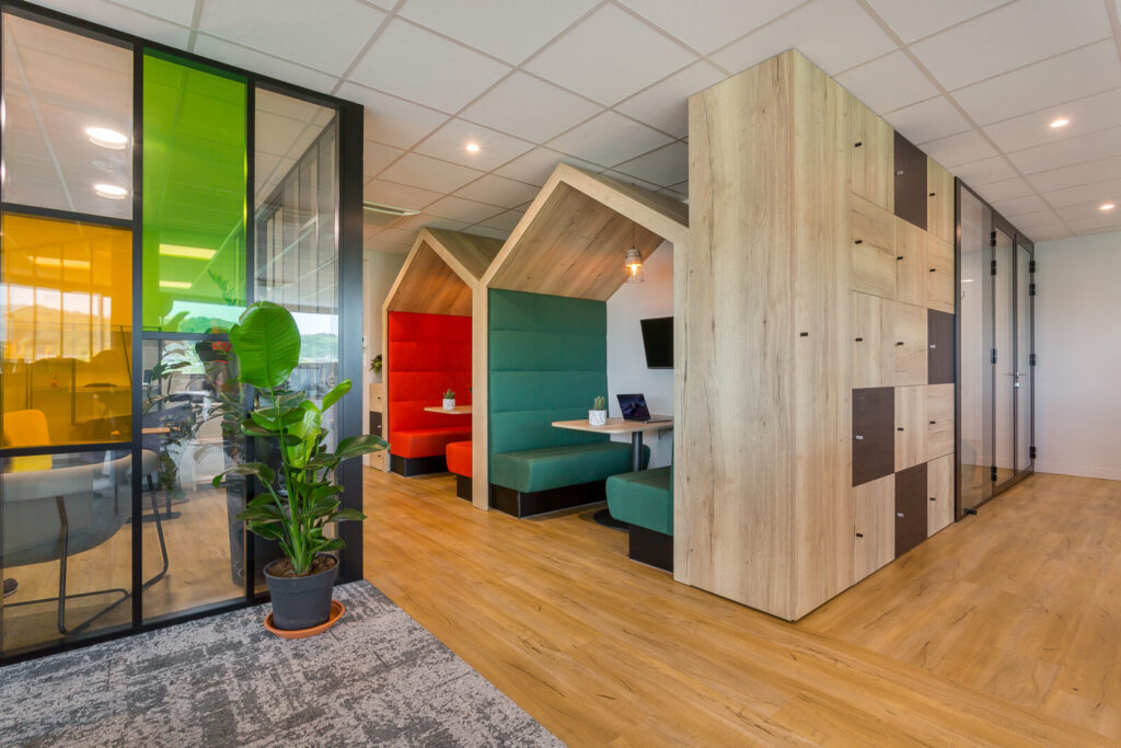 Office_Concept_R_Tone_1-1600x1067