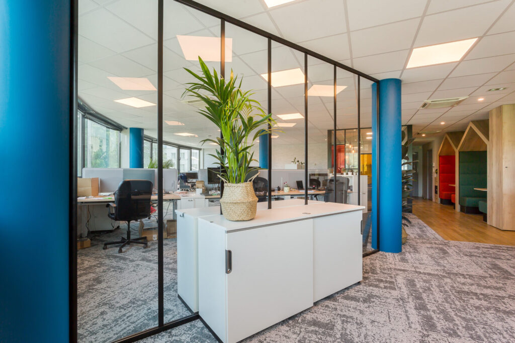 Office_Concept_R_Tone_11-1600x1067