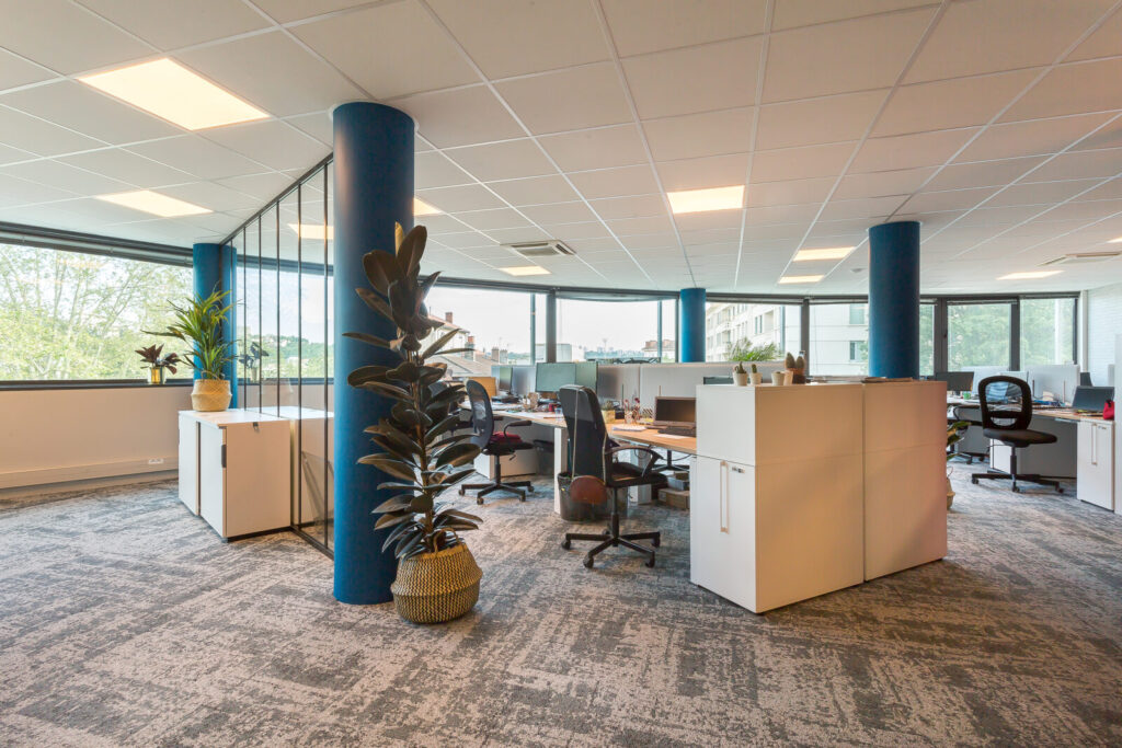 Office_Concept_R_Tone_12-1600x1067