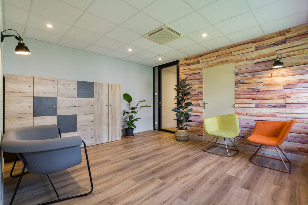 Office_Concept_R_Tone_14-1600x1067
