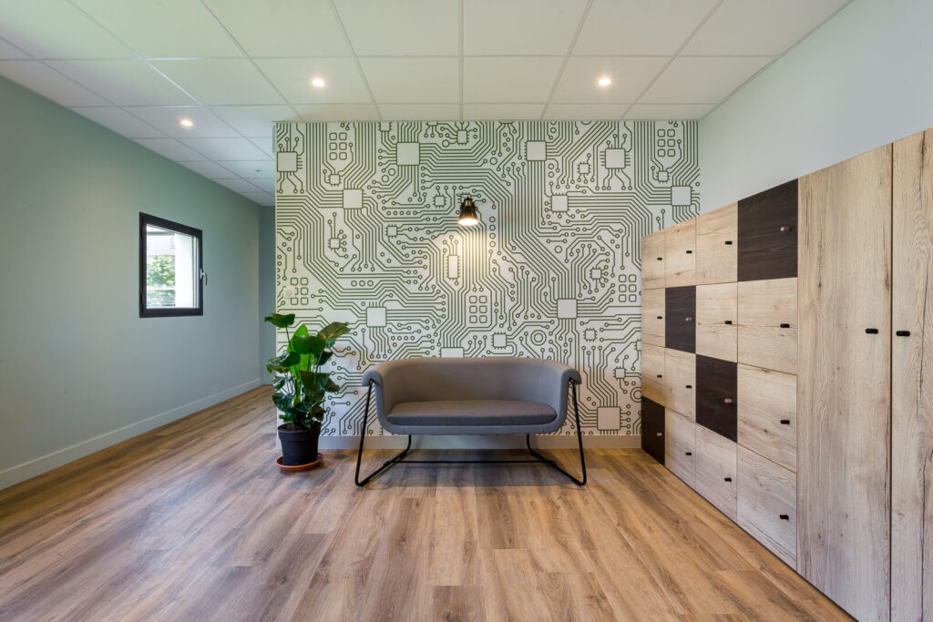 Office_Concept_R_Tone_16-1600x1067