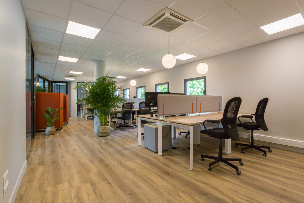 Office_Concept_R_Tone_17-1600x1067