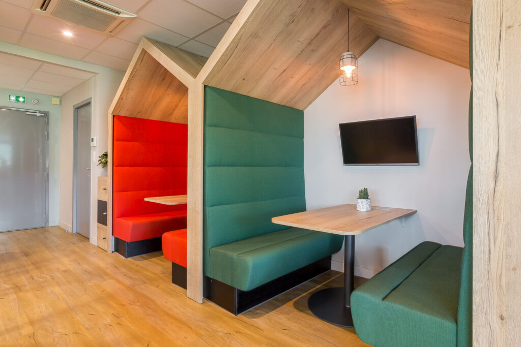 Office_Concept_R_Tone_6-1600x1067
