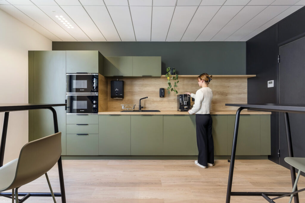 OfficeConcept-Innergex-2-Cuisine-VI-HD-3-1-1600x1067