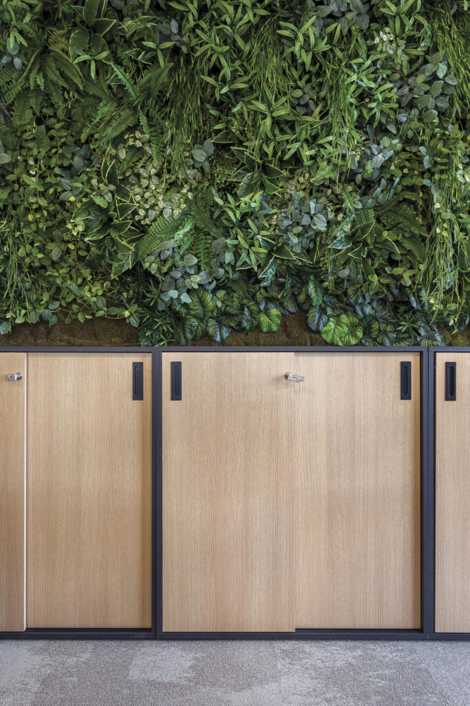 Office-Concept-Lock-It-Bureau-BD-12-1600x2400